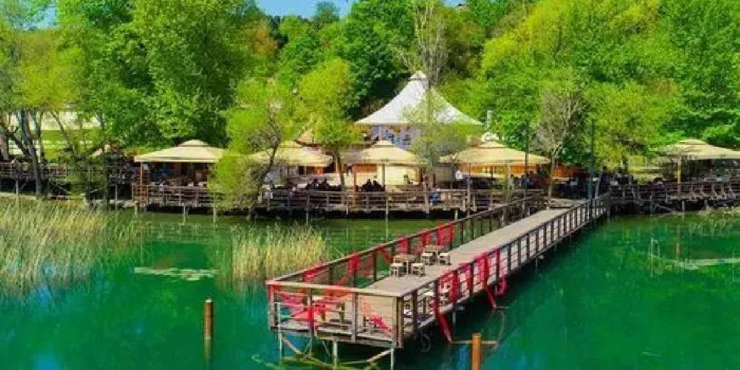 Şehir hayatına kısa bir mola vermeye hazır mısınız? Şelaleler, yaylalar ve doğanın kalbi sizi çağırıyor! 4